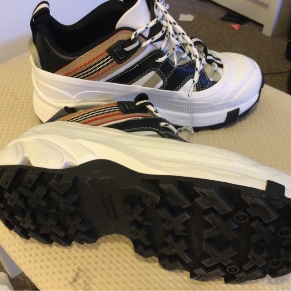 Burberry tan and white platform sneakers - Picture 1 of 2